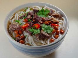 Guilin Rice Noodles with Beef